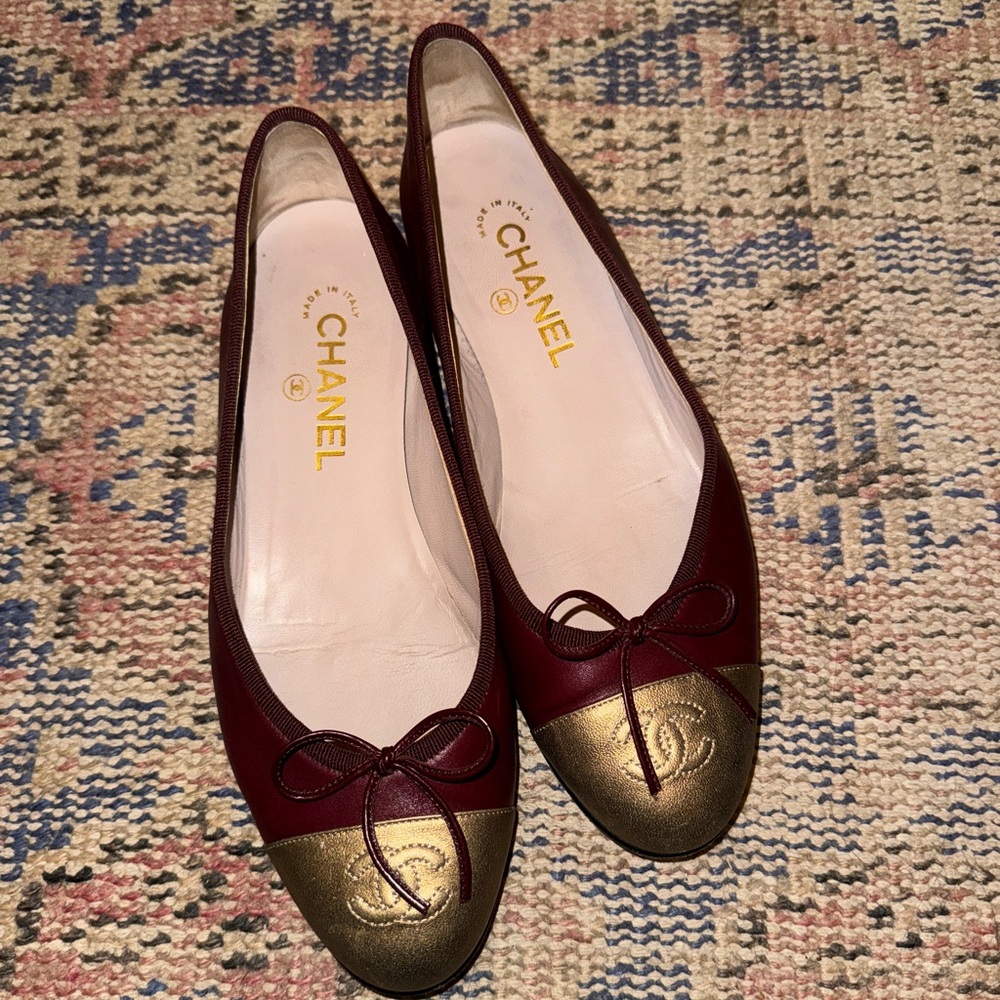 metallic capped chanel ballet flats